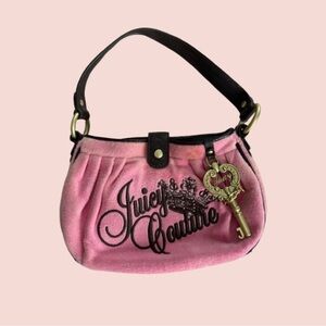 RARE JUICY COUTURE PINK VELOUR TERRY CLOTH PURSE
